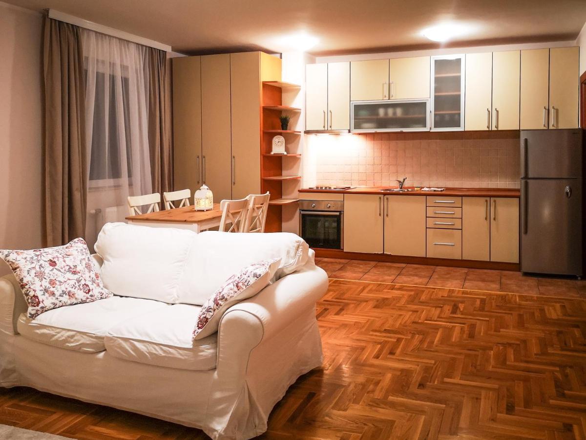 נובי סאד Filinhome Supljikca Suite מראה חיצוני תמונה